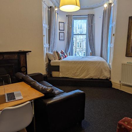 Huge Room In The City Édimbourg Extérieur photo