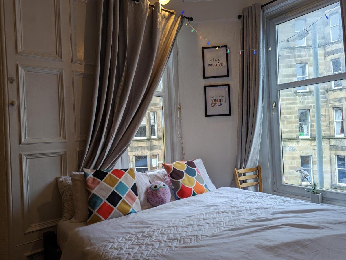 Huge Room In The City Édimbourg Extérieur photo