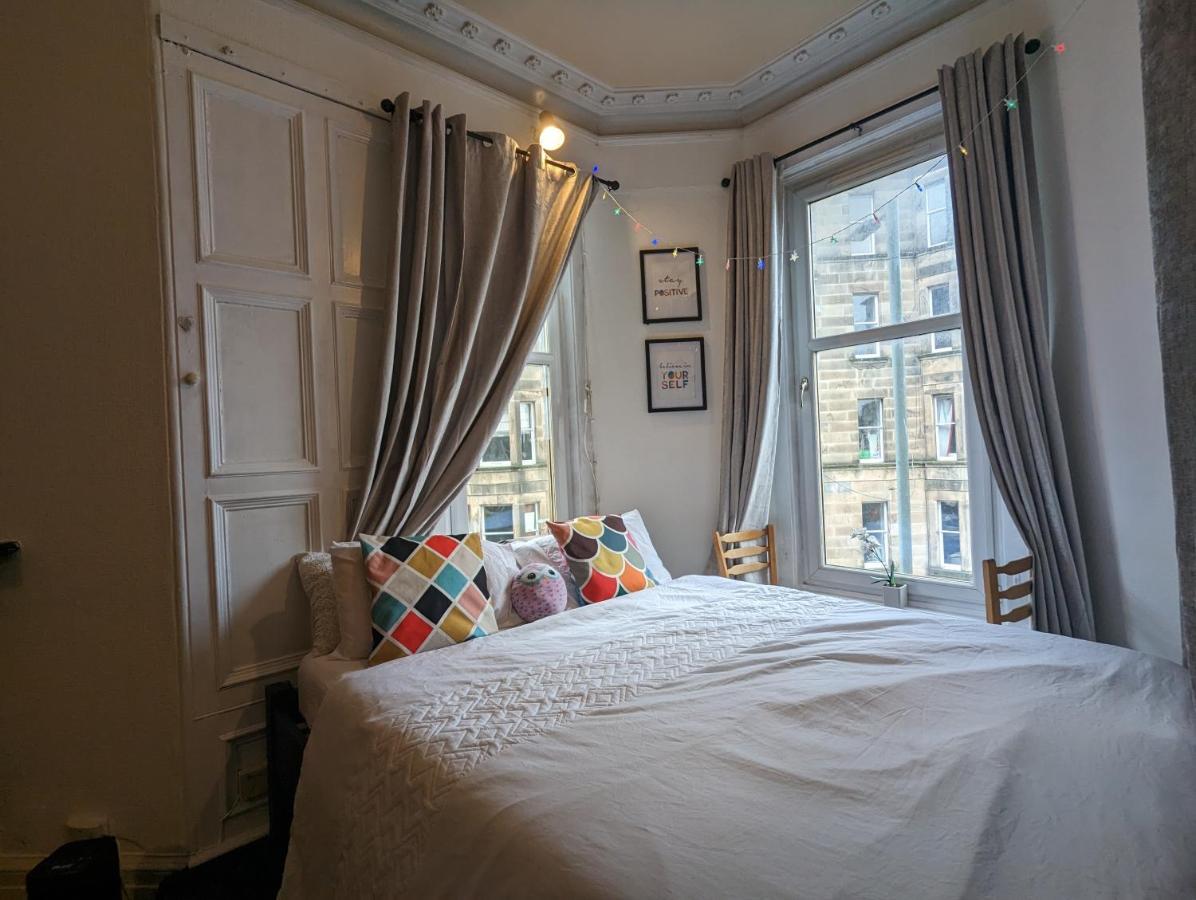 Huge Room In The City Édimbourg Extérieur photo
