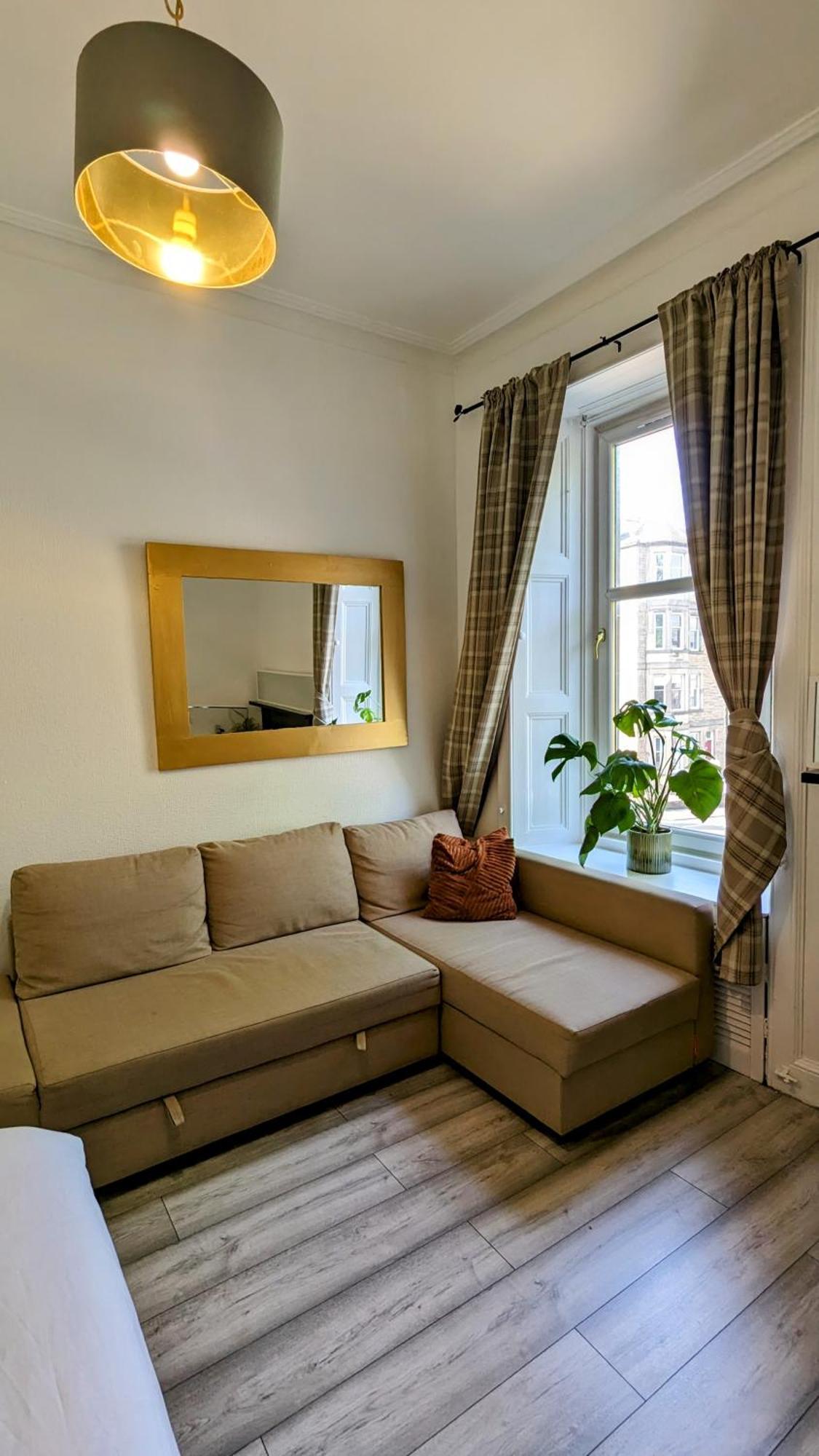 Huge Room In The City Édimbourg Extérieur photo